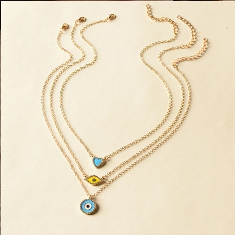 Layered necklaces to mix and match cutest